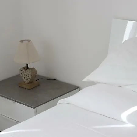 Bed & Breakfast Tomely's House *