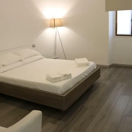 Tomely's House * Cagliari