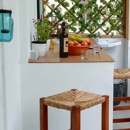 Tomely's House Bed & Breakfast Cagliari