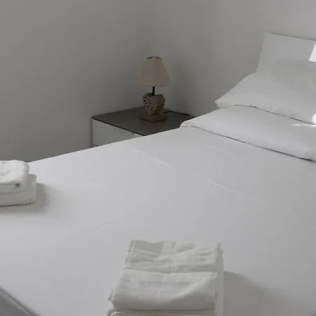 Bed & Breakfast Tomely's House *